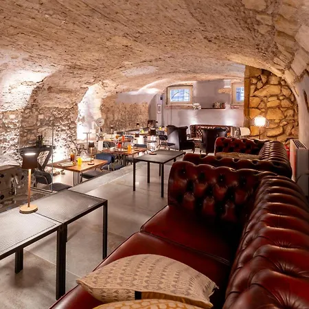 Otel D H Lawrence Cagliari